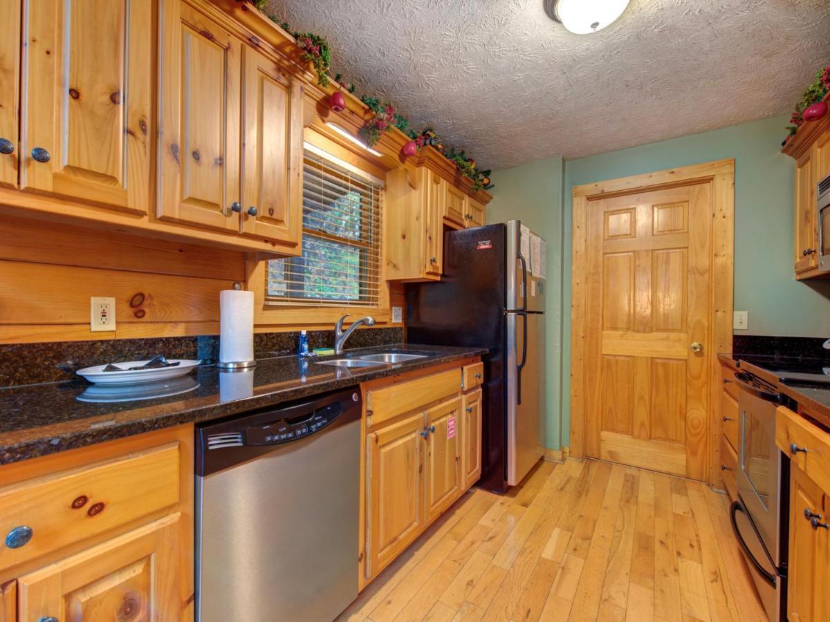 Bear'S Corner, 3 Bedrooms, Wifi, Pool Table, Hot Tub, Wifi, Sleeps 10 Gatlinburg Dış mekan fotoğraf